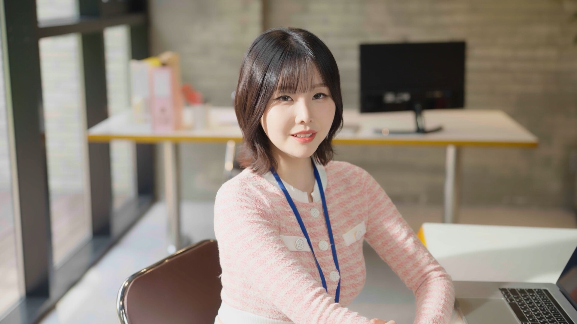 嘘, 美女拍摄中/Heroines Through My Lens