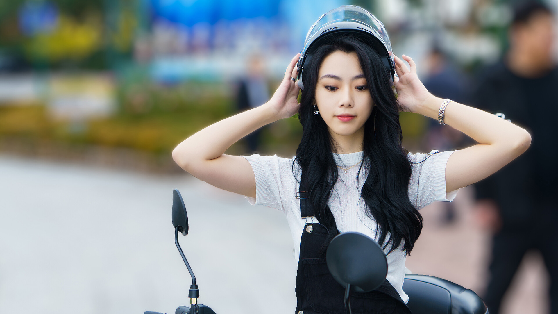 1729954006876819.jpg 天呐!我该怎么选?/Oh My Goddess!